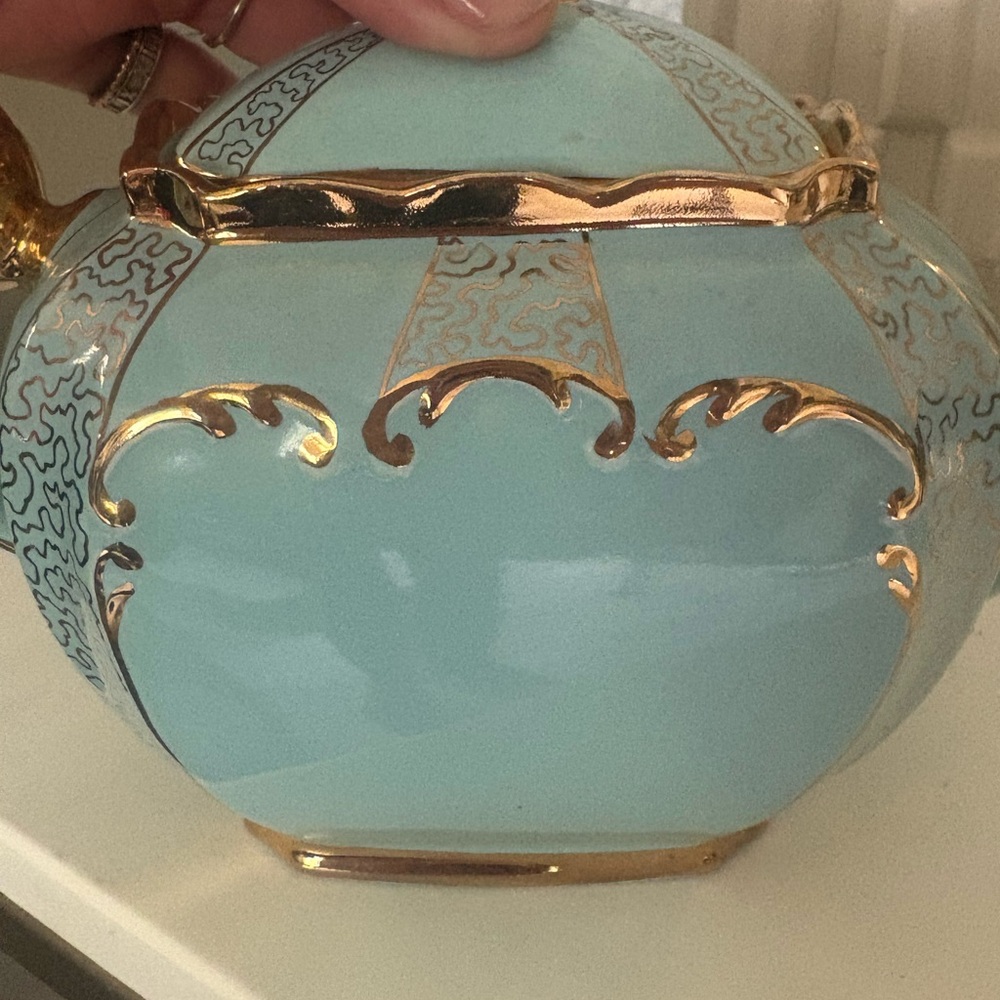 🏡Sadler England Elegant Blue and Gold Teapot - Picture 8 of 11